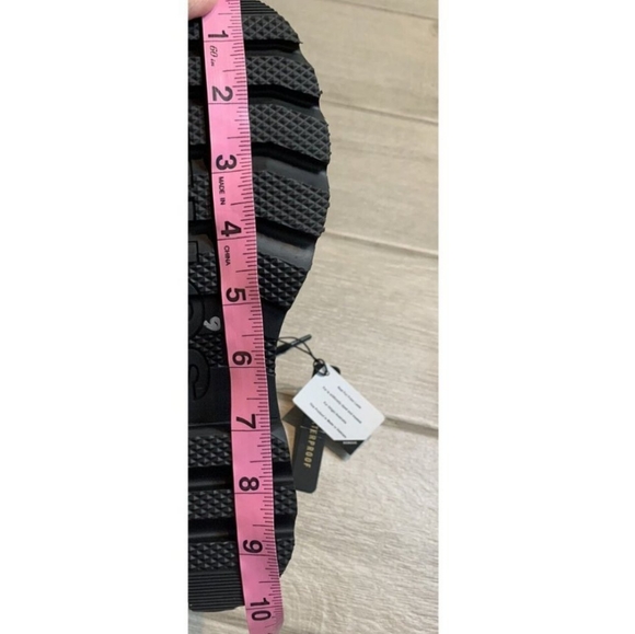 Sorel Lennox Cozy Boots - Picture 10 of 14